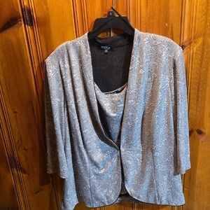 Onyx Nite Shimmering Silver Ensemble